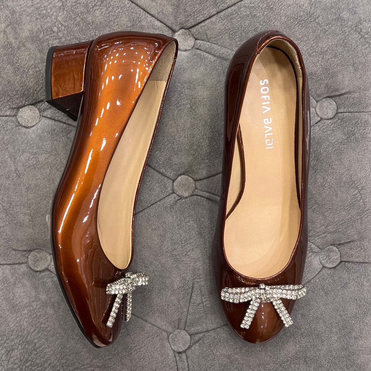 Sofia Baldi Turkish classic shoes for women in shiny Camel