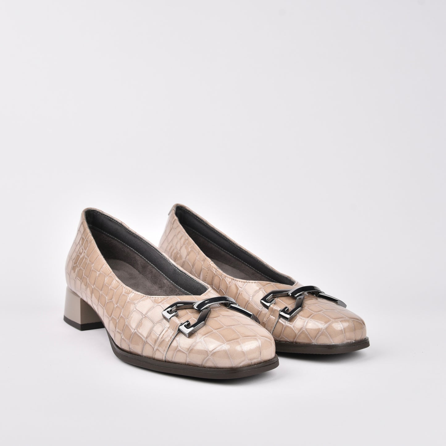 10113 Pitillos 100% Genuine Leather Spanish Mid Heel Shoes for women in Beige