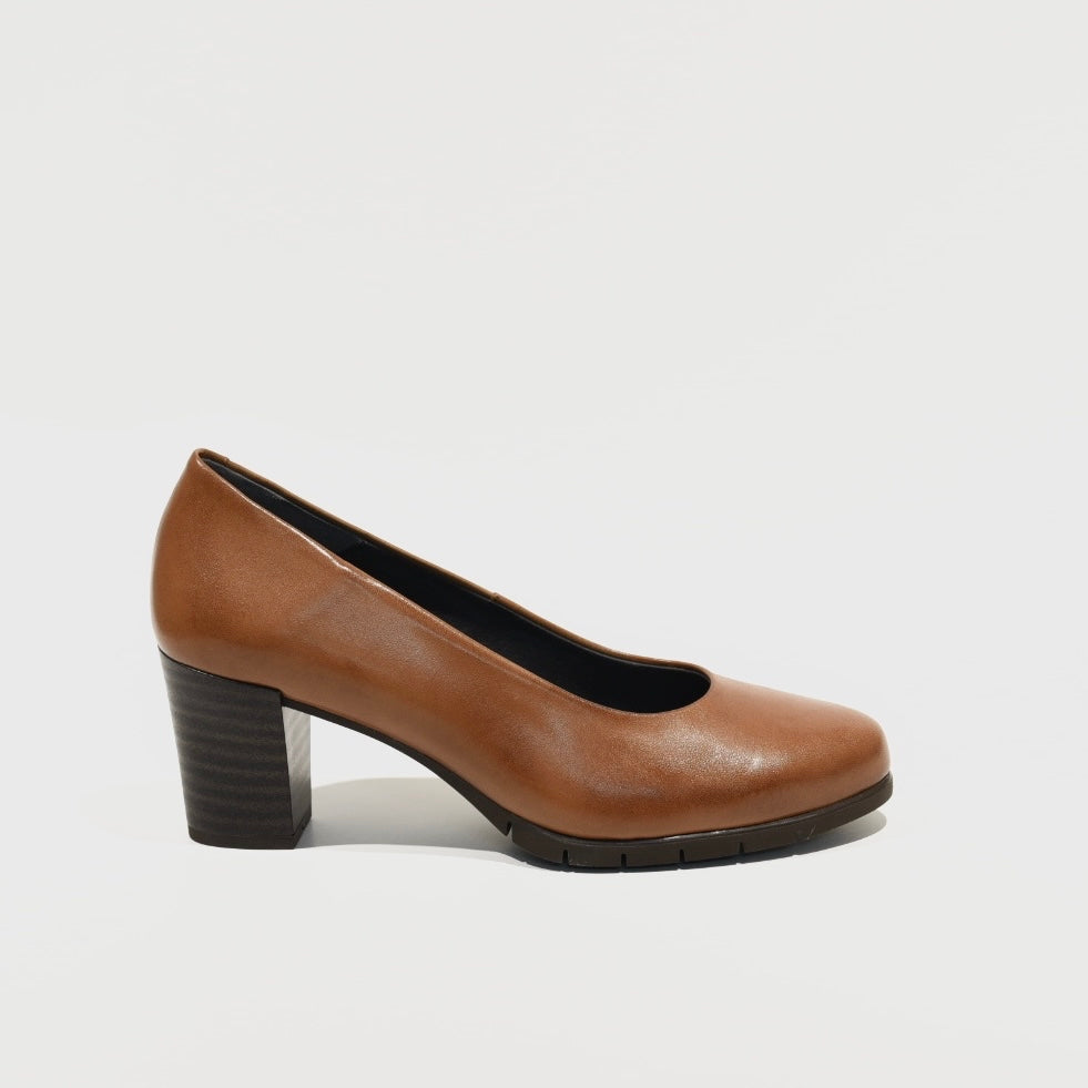 Pitillos 100% Genuine Leather Spanish Shoes for women in Camel