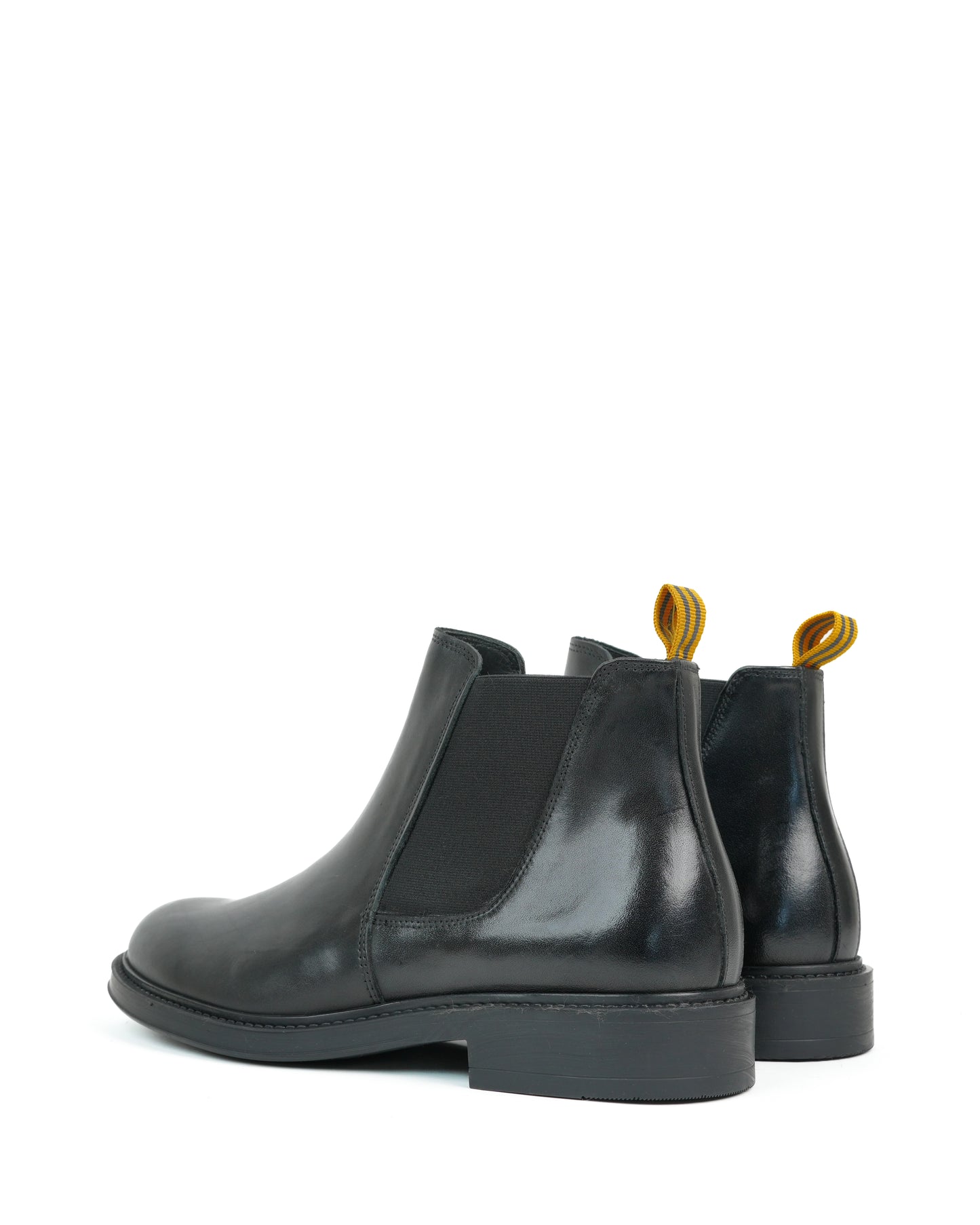 Shalapi Chelsea Boots for men in black