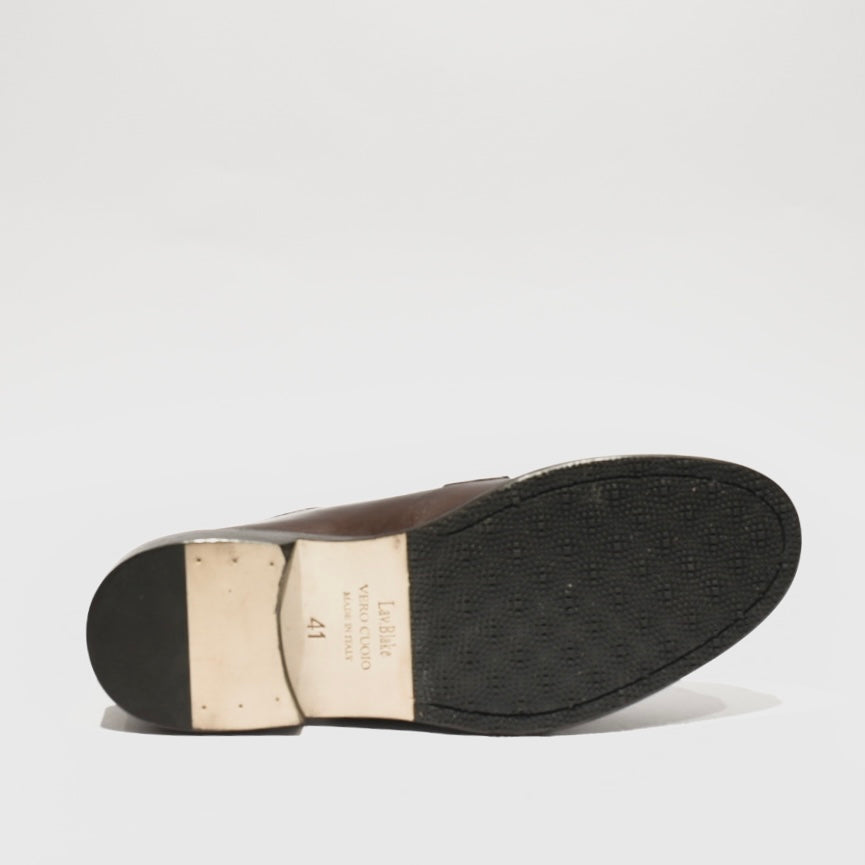 Shalapi Italian classic shoes for men in brown