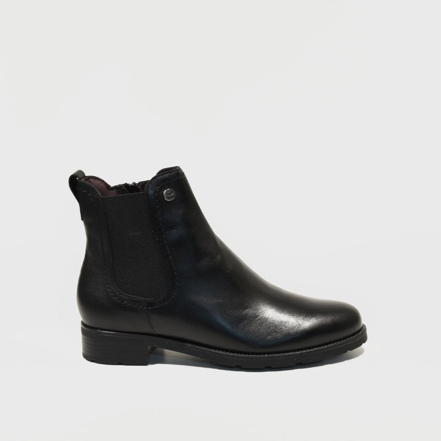 Pitillos 100% Genuine Leather Spanish Chelsea boots in Black for woman