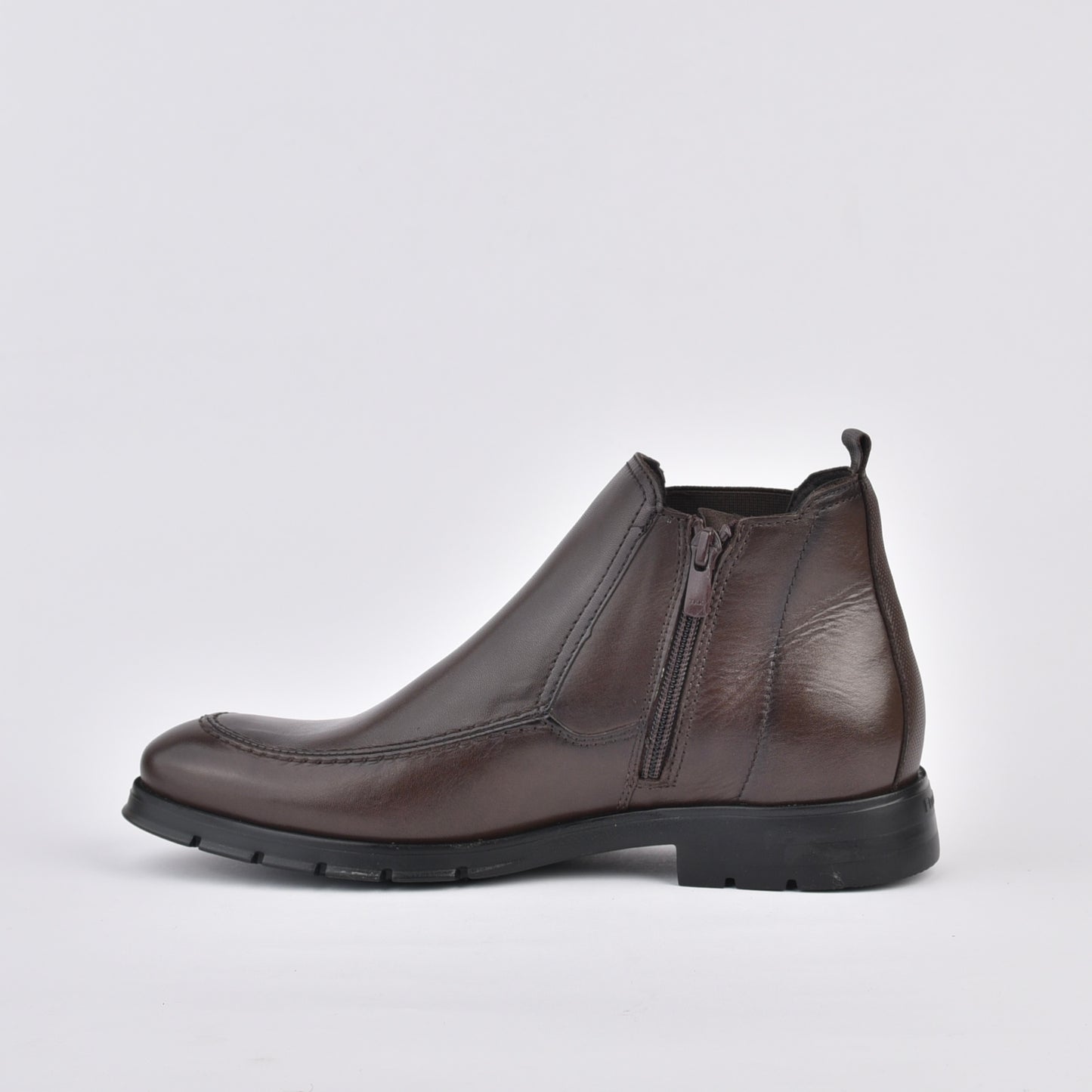 Fluchos Spanish boots for men in brown