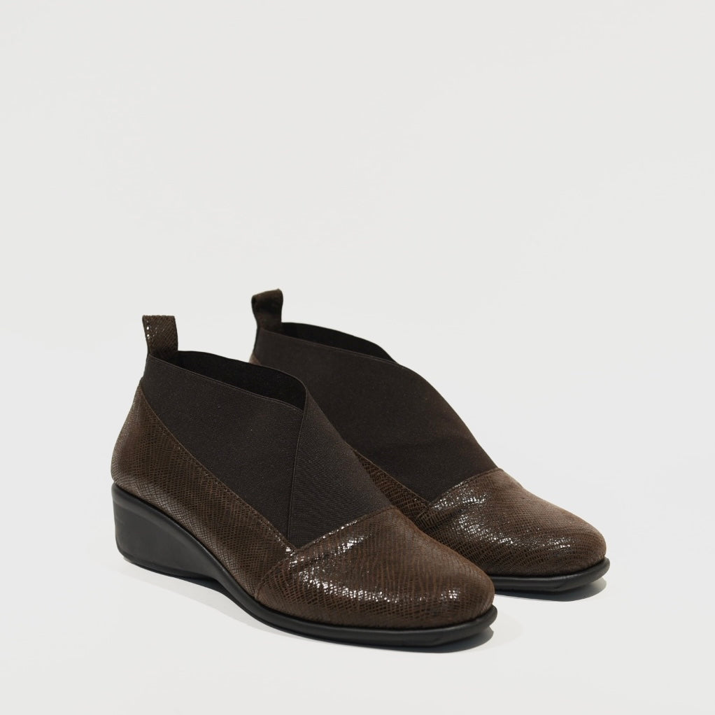 DFC Relax 100% Genuine Leather Greek Shoes in Brown for Women