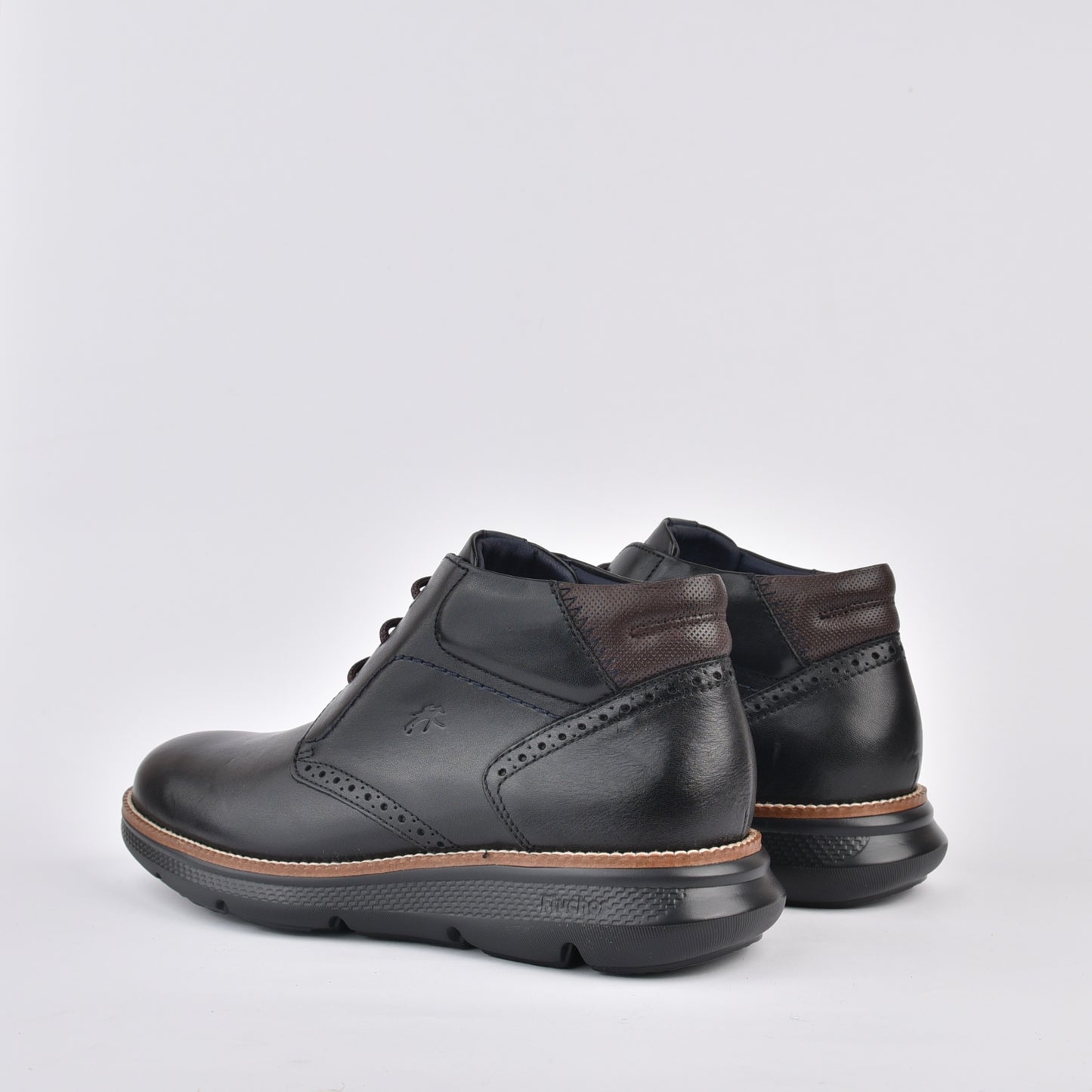 Fluchos Spanish boots for men in black