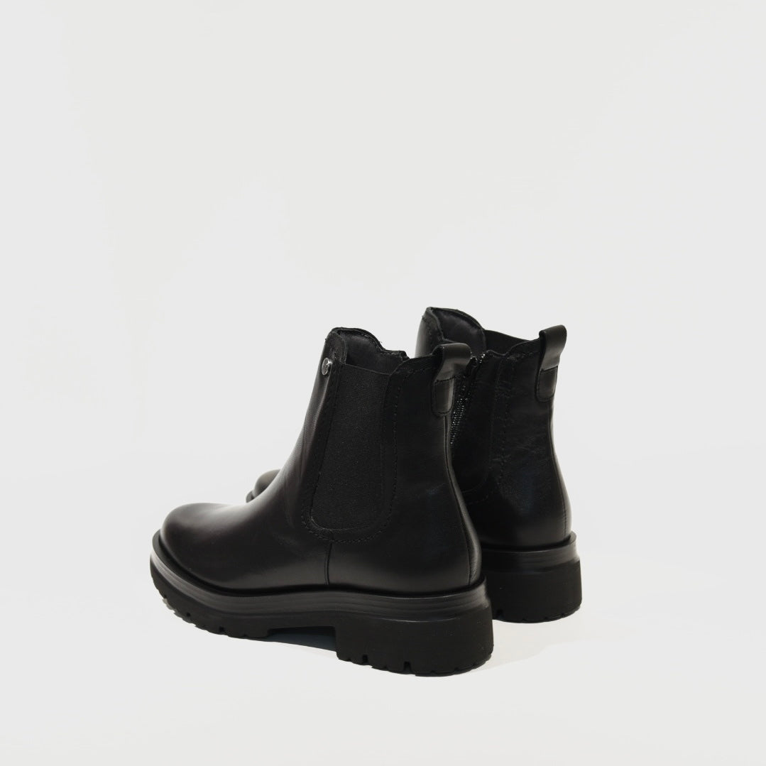 100% Genuine Leather Spanish Chelsea boots in Black for women