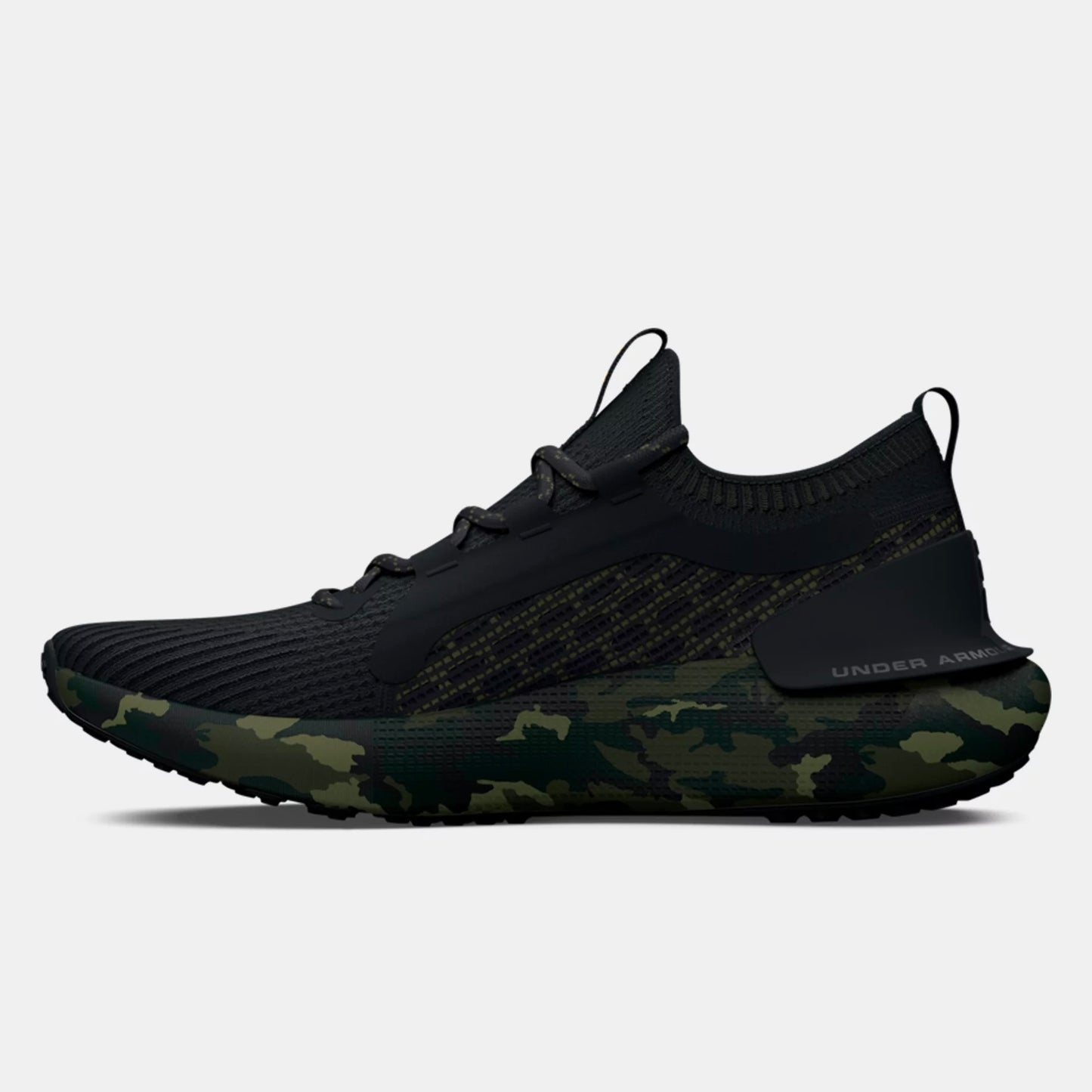 حذاء رياضي HOVER 3027287-001 من Under Armor للرجال باللون الأسود