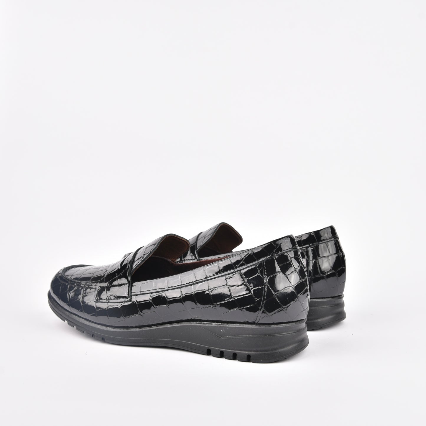 10132 Pitillos 100% Genuine Leather Spanish loafers for women in black