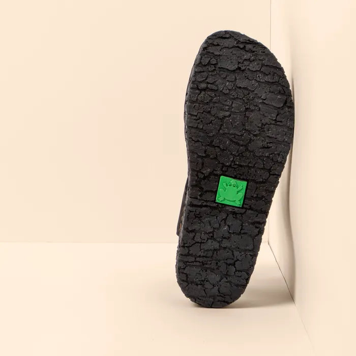 Art Spanish Strap Sandal for Women in Pleasant Black.