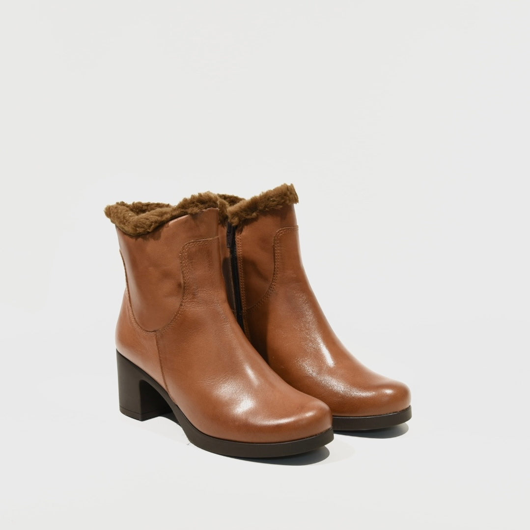 Pitillos 100% Genuine Leather Spanish boots in Camel for women