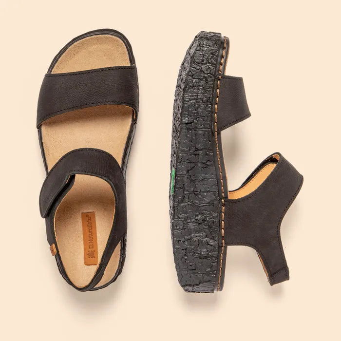 Art Spanish Strap Sandal for Women in Pleasant Black.