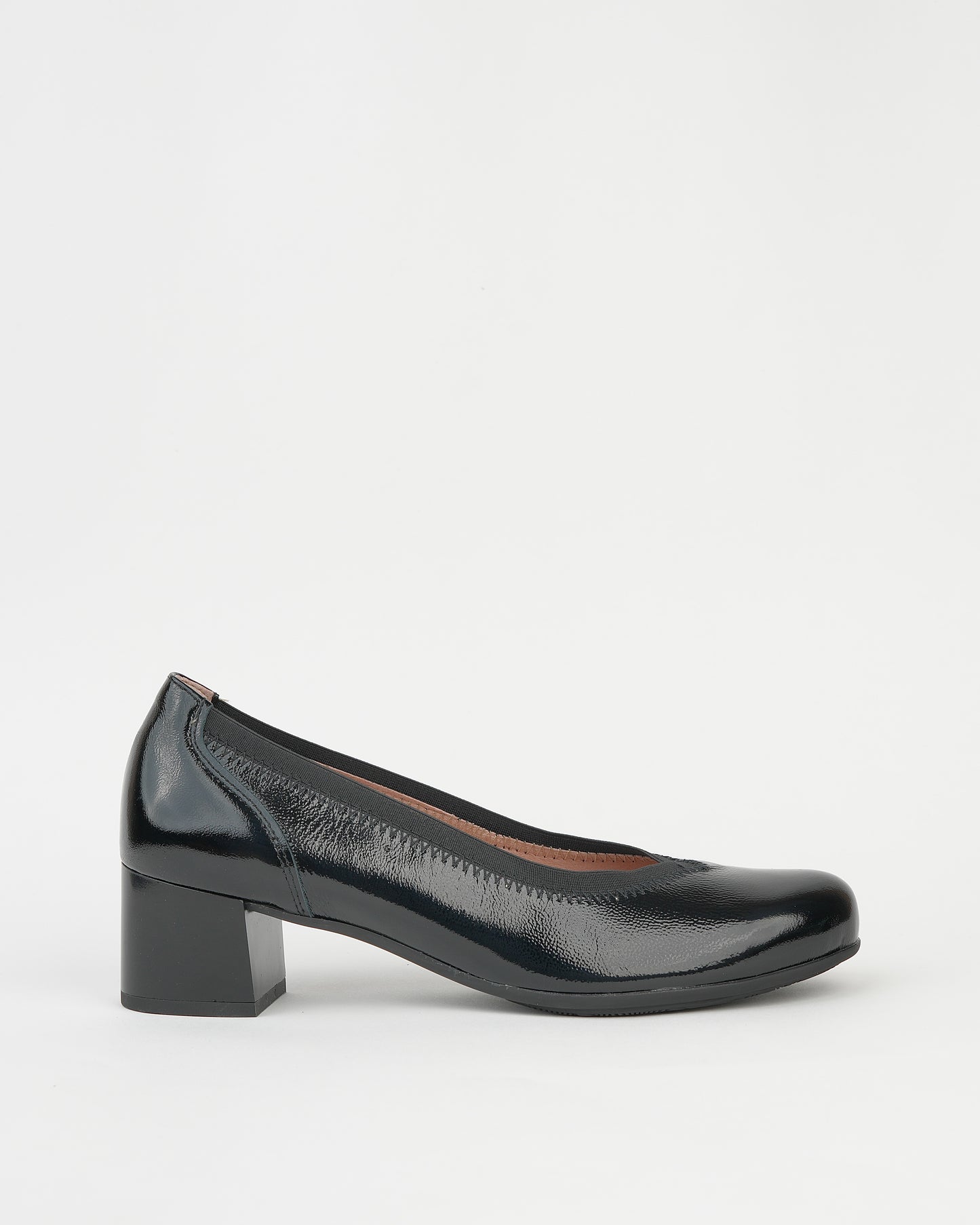 Pitillos spanish mid heel shoes for women in shiny black