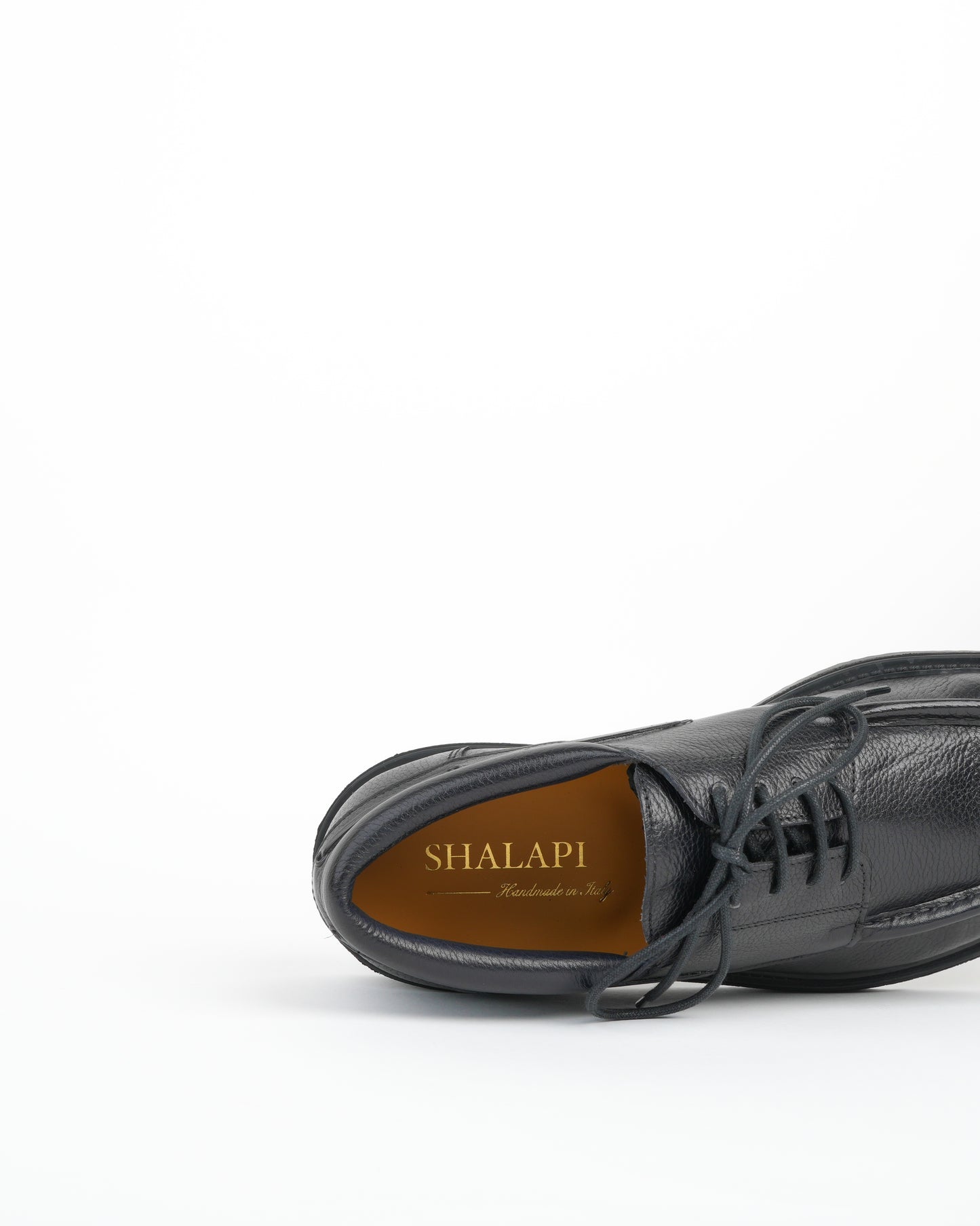 Shalapi shoes in grain leather for men in black