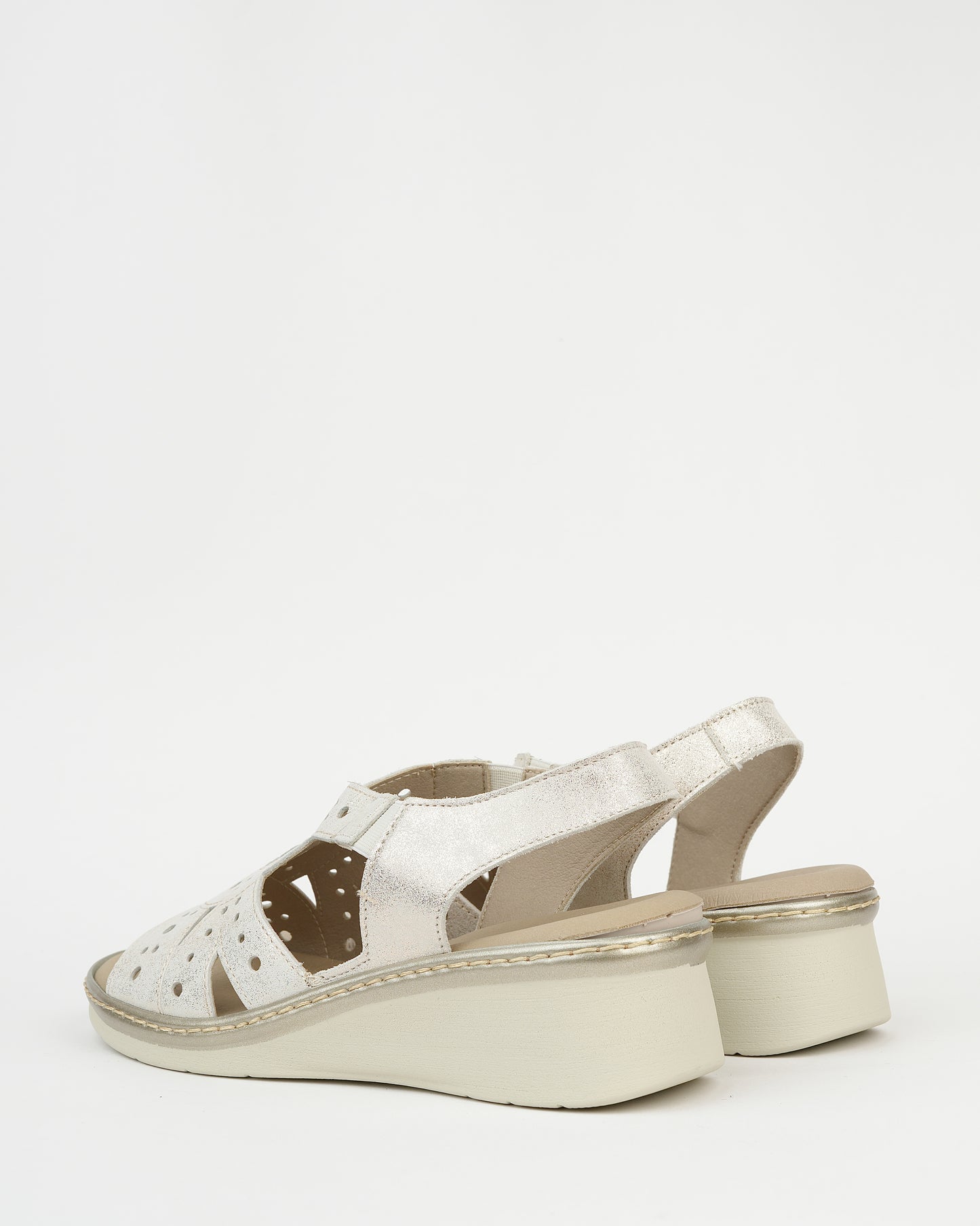 Pitillos spanish rocky mid heel comfort sandals for women in gold