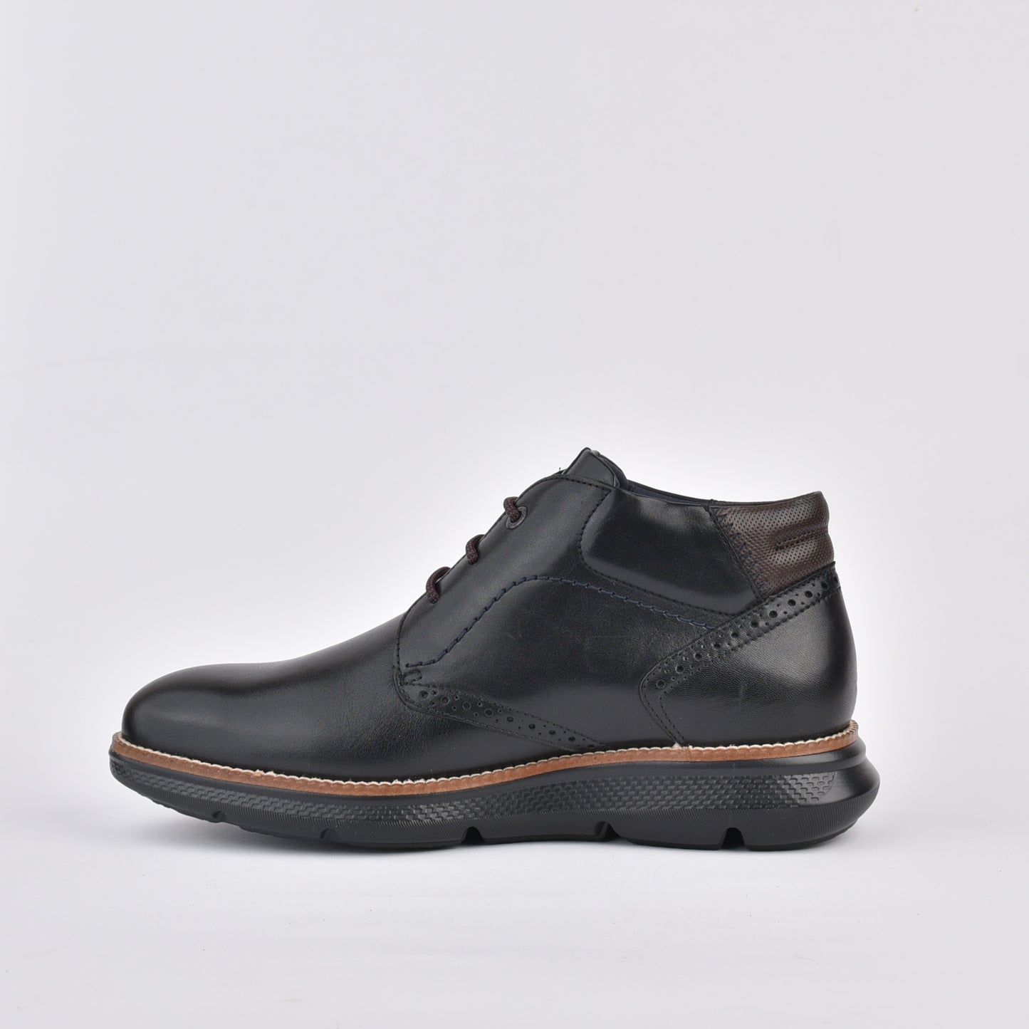 Fluchos Spanish boots for men in black
