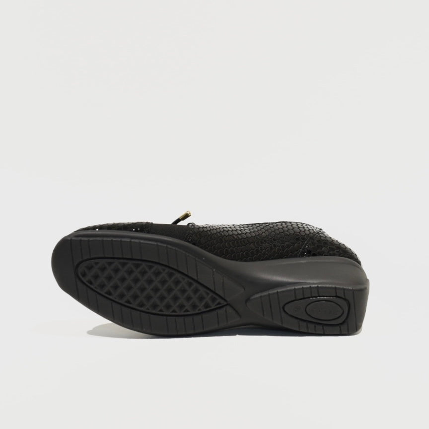 DFC Relax 100% Genuine Leather Greek Classic Shoes in Black for women