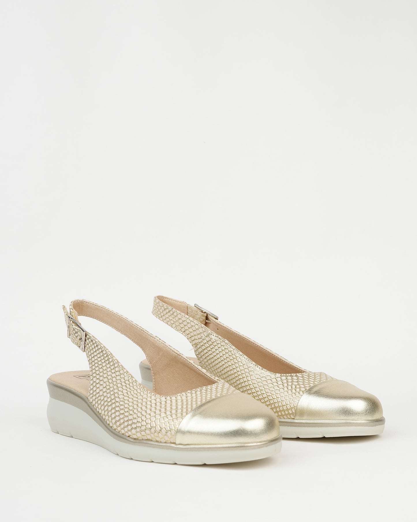 Pitillos spanish rocky heel sandels for women in gold
