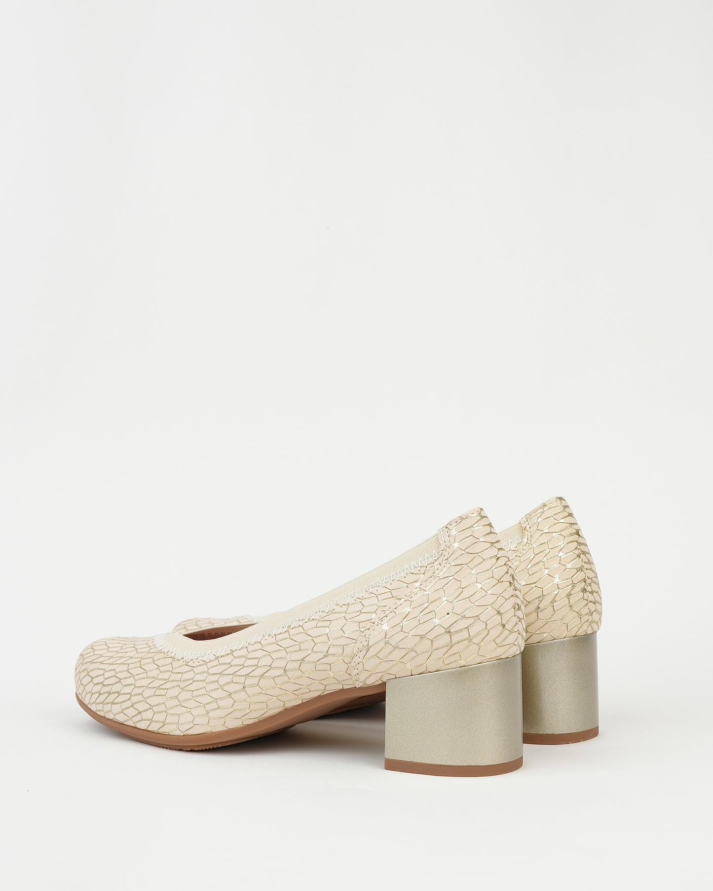 Pitillos spanish mid heel shoes for women in gold