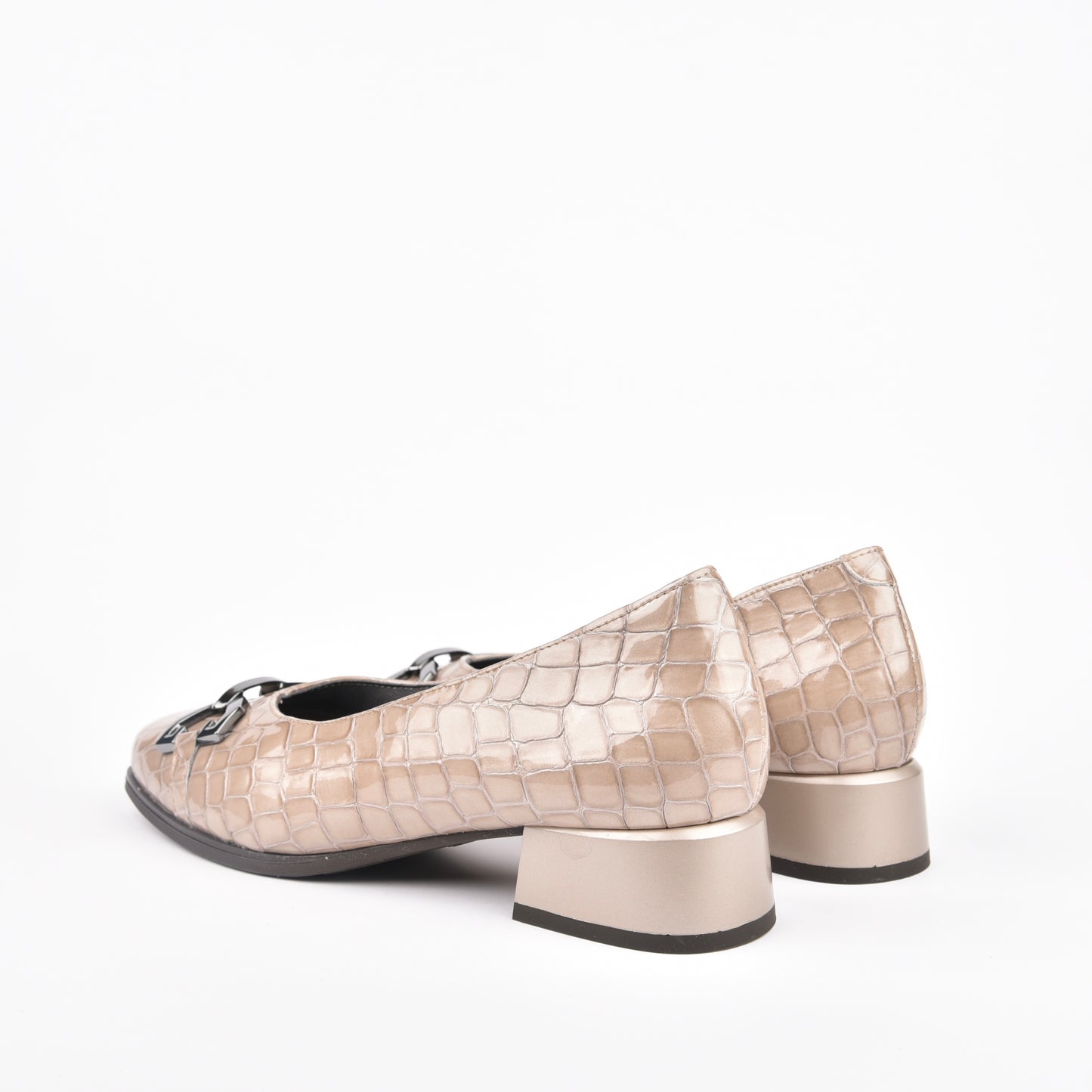 10113 Pitillos 100% Genuine Leather Spanish Mid Heel Shoes for women in Beige