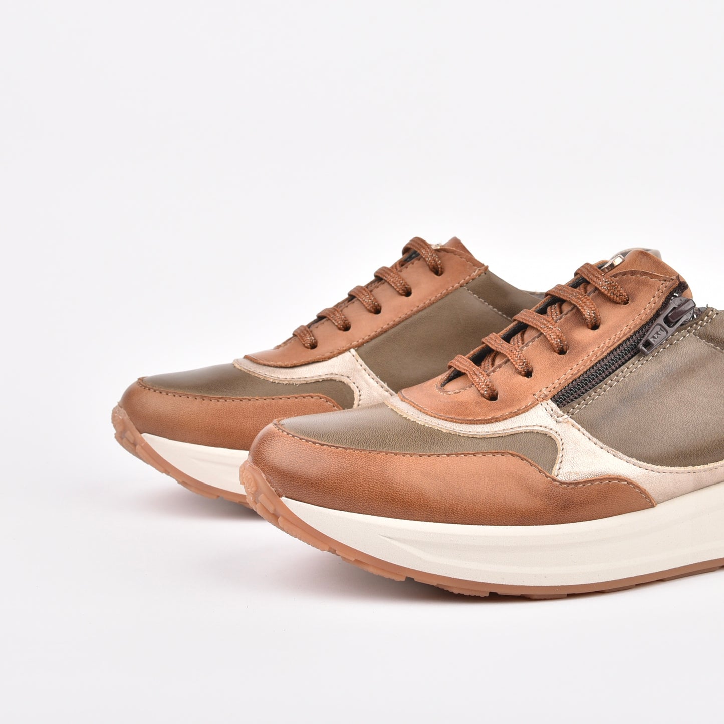 10205 Pitillos 100% Genuine Leather Spanish sneakers for women in Camel