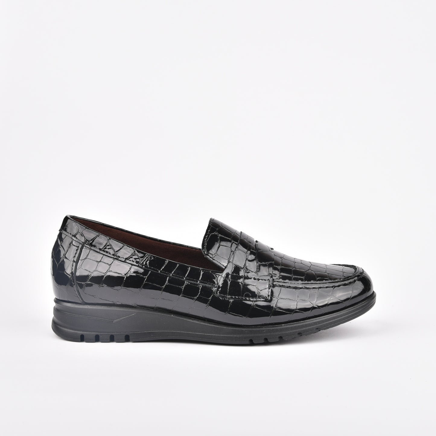 10132 Pitillos 100% Genuine Leather Spanish loafers for women in black