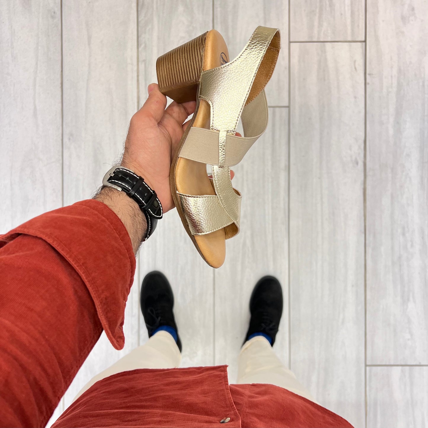 Shalapi leather Mid Heel sandals for Women in Gold.