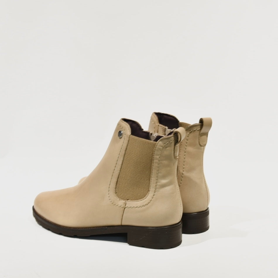 Pitillos 100% Genuine Leather Spanish Chelsea boots in Taupe for woman