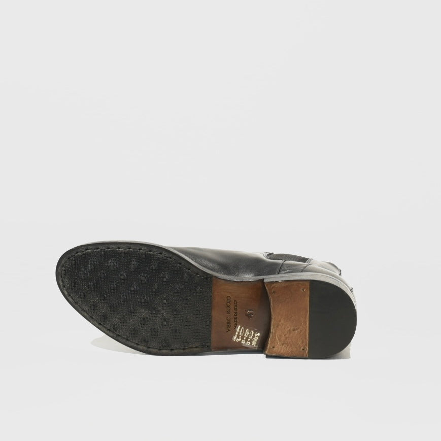 Shalapi Italian Chelsea boots for men in black