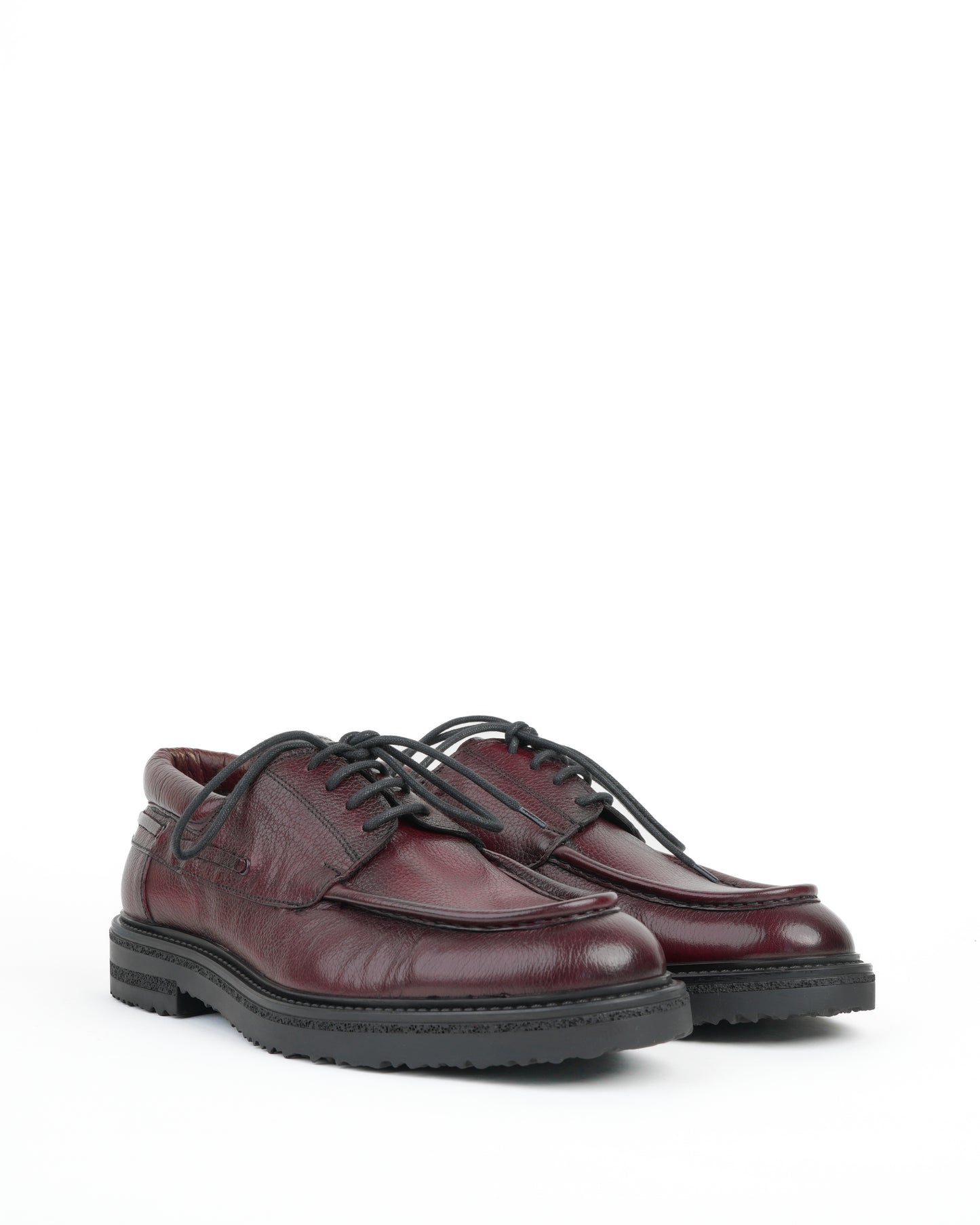 Shalapi shoes in grain leather for men in burdo