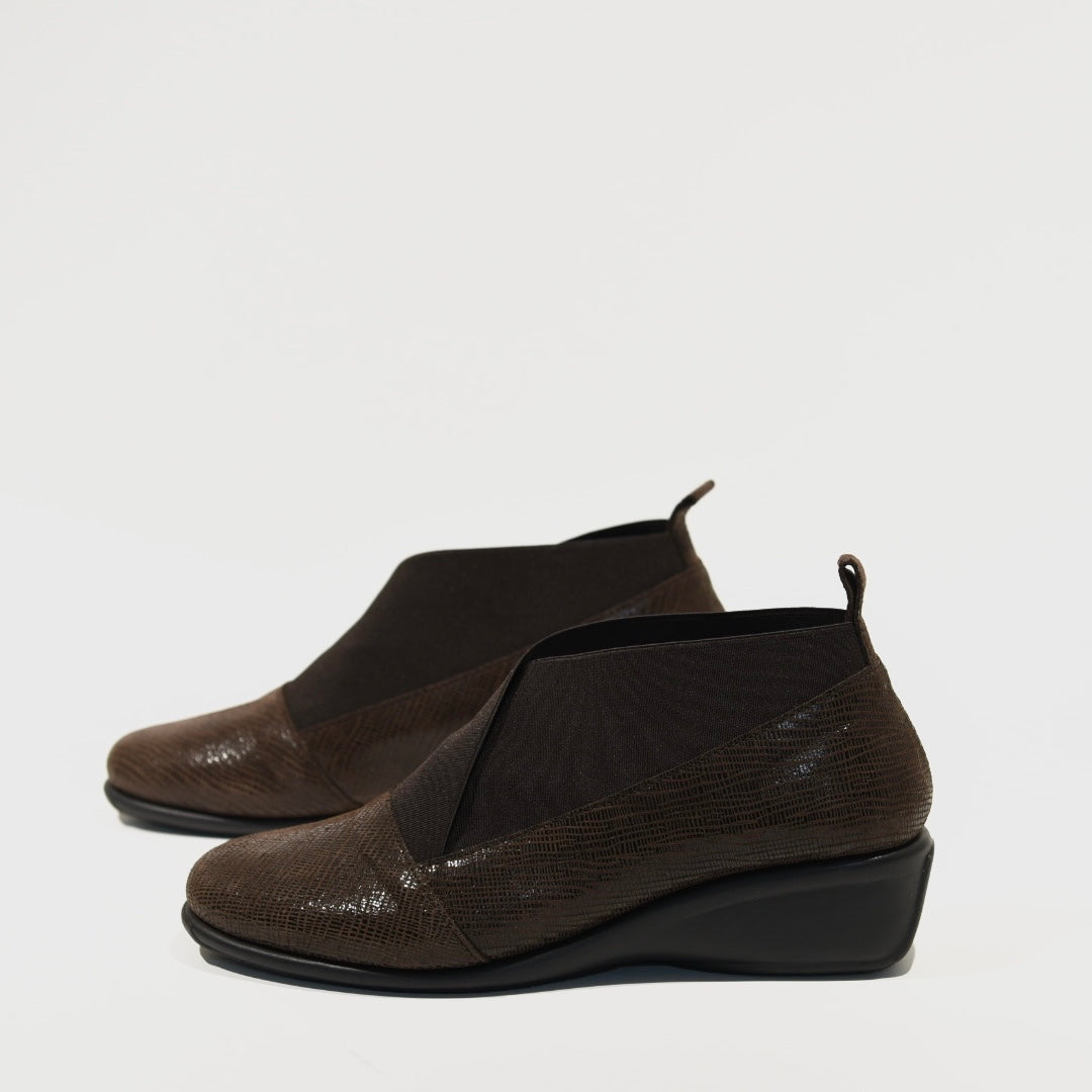 DFC Relax 100% Genuine Leather Greek Shoes in Brown for Women