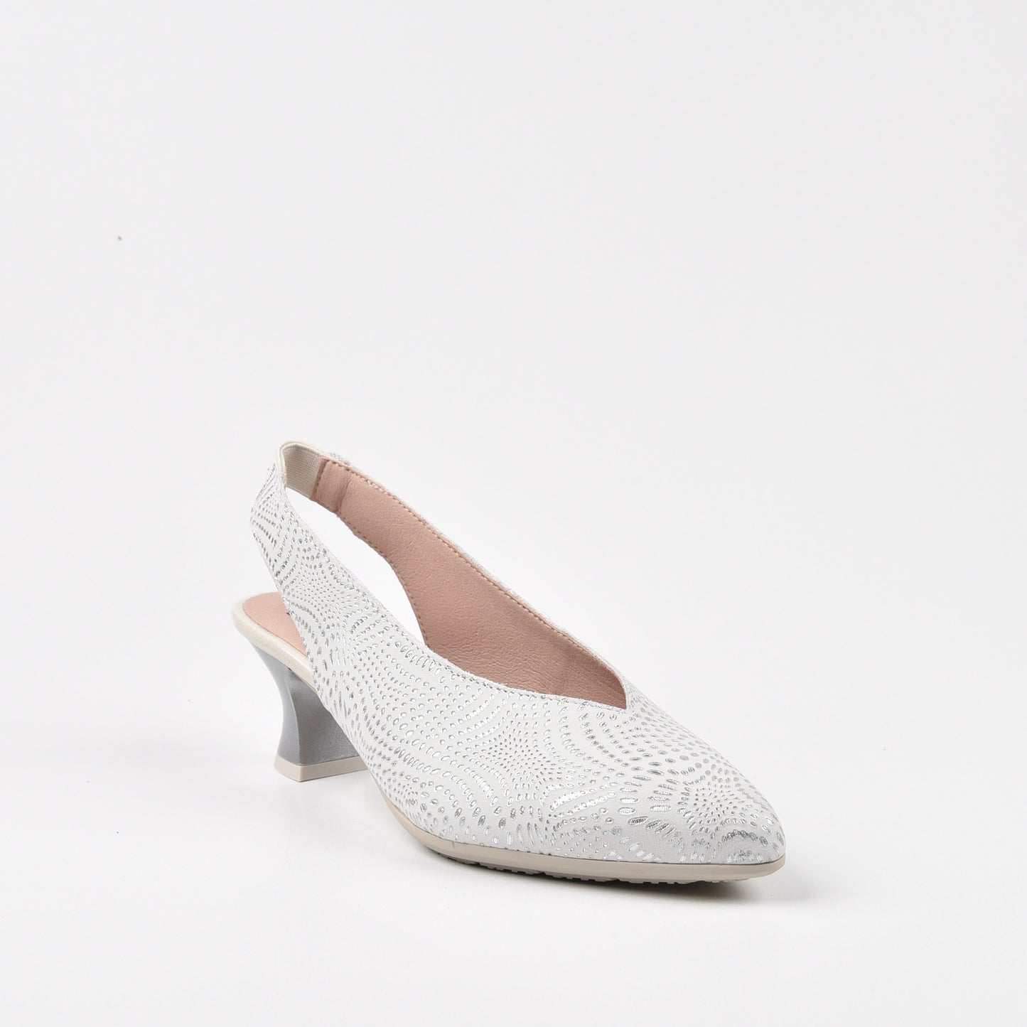 Pitillos Spanish Medium Heel Sandal for Women in silver .