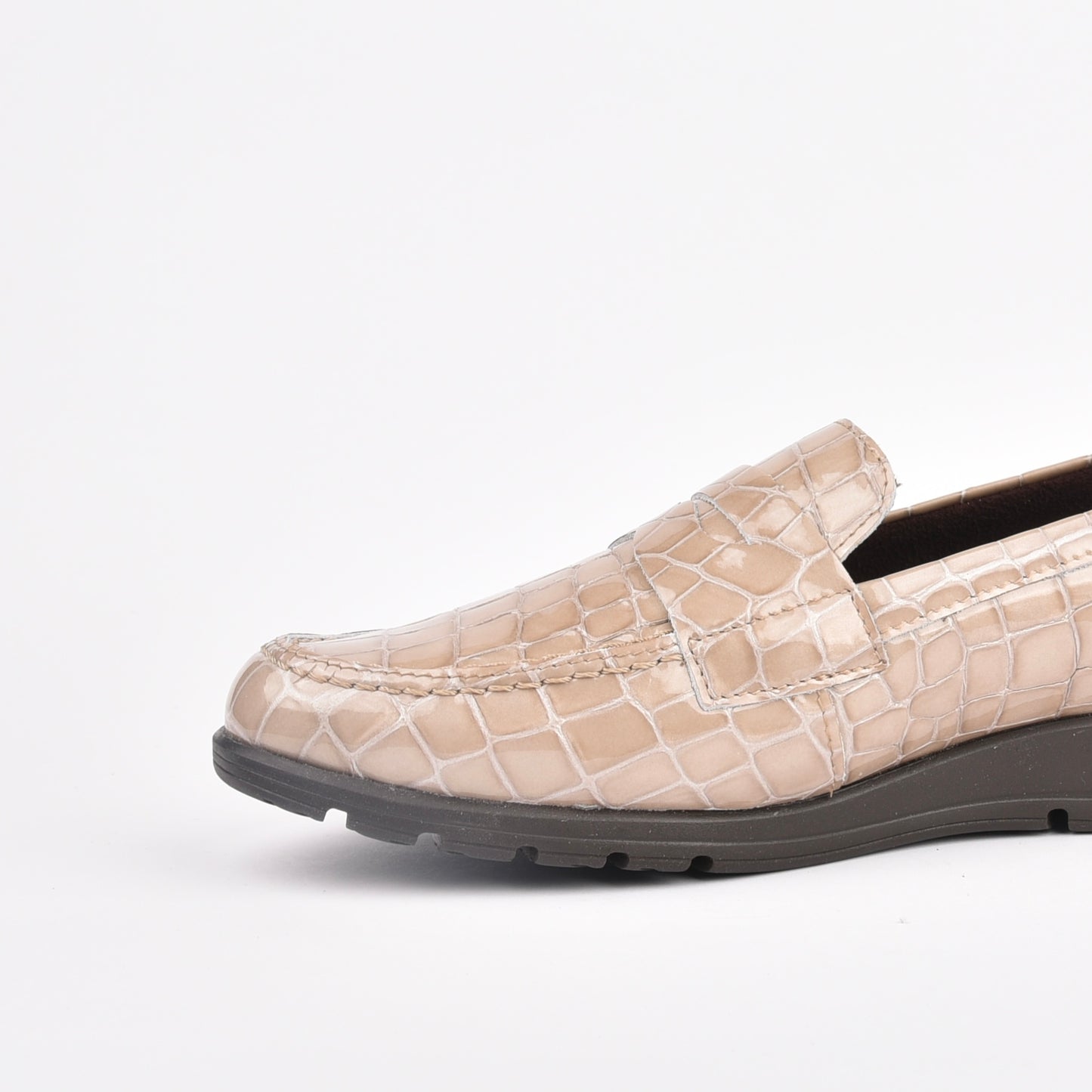 10125 Pitillos 100% Genuine Leather Spanish loafers for women in Camel