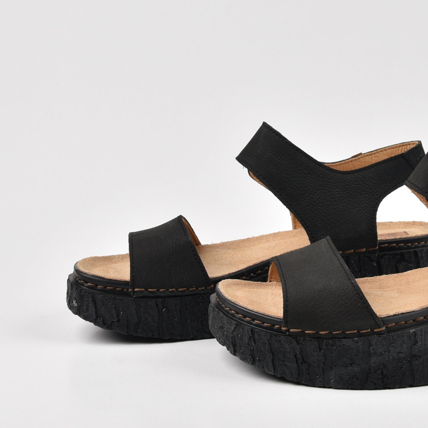Art Spanish Strap Sandal for Women in Pleasant Black.