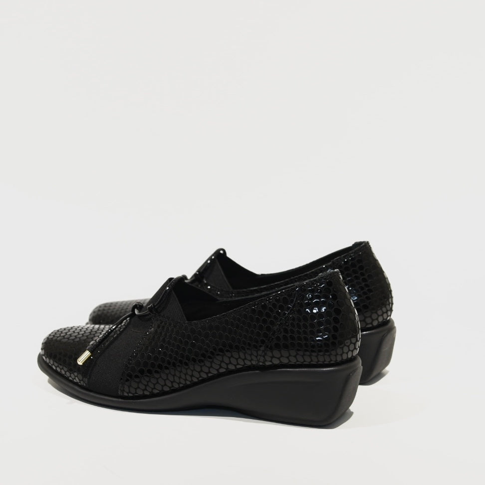 DFC Relax 100% Genuine Leather Greek Classic Shoes in Black for women
