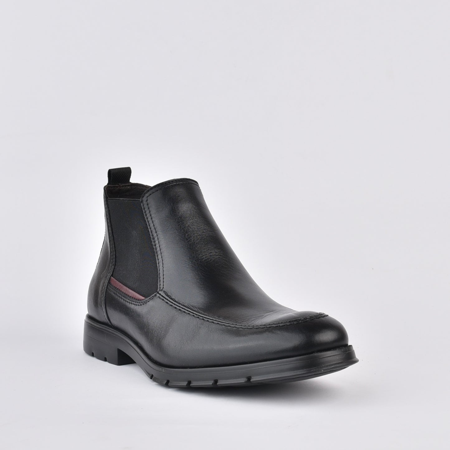 Fluchos Spanish boots for men in black