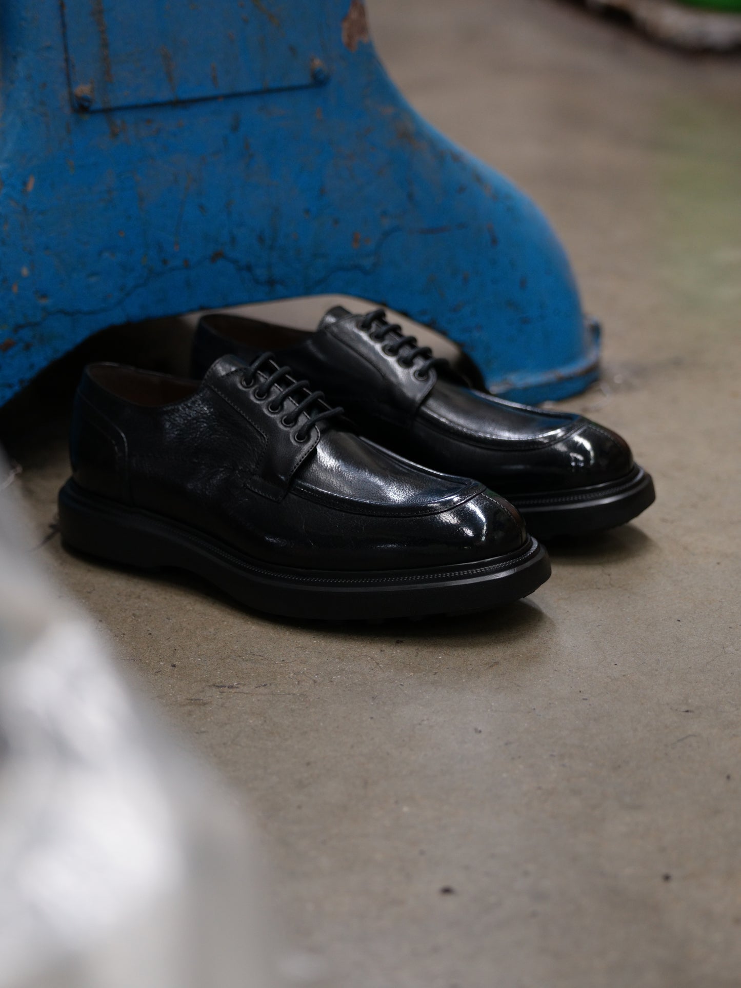 Shalapi Napoli shoes for men in buffalo black