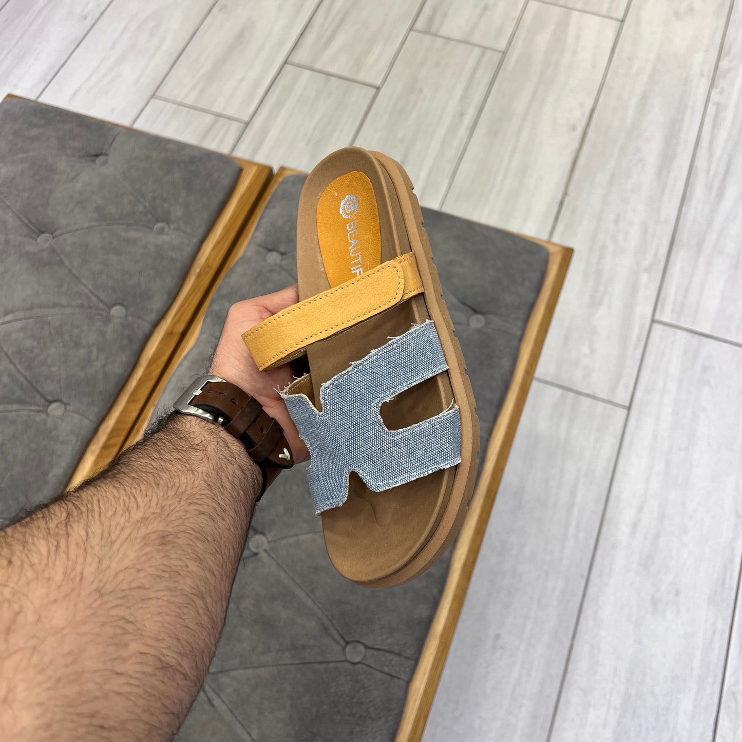 Shalapi Genuine leather slippers for women in camel and Jeans