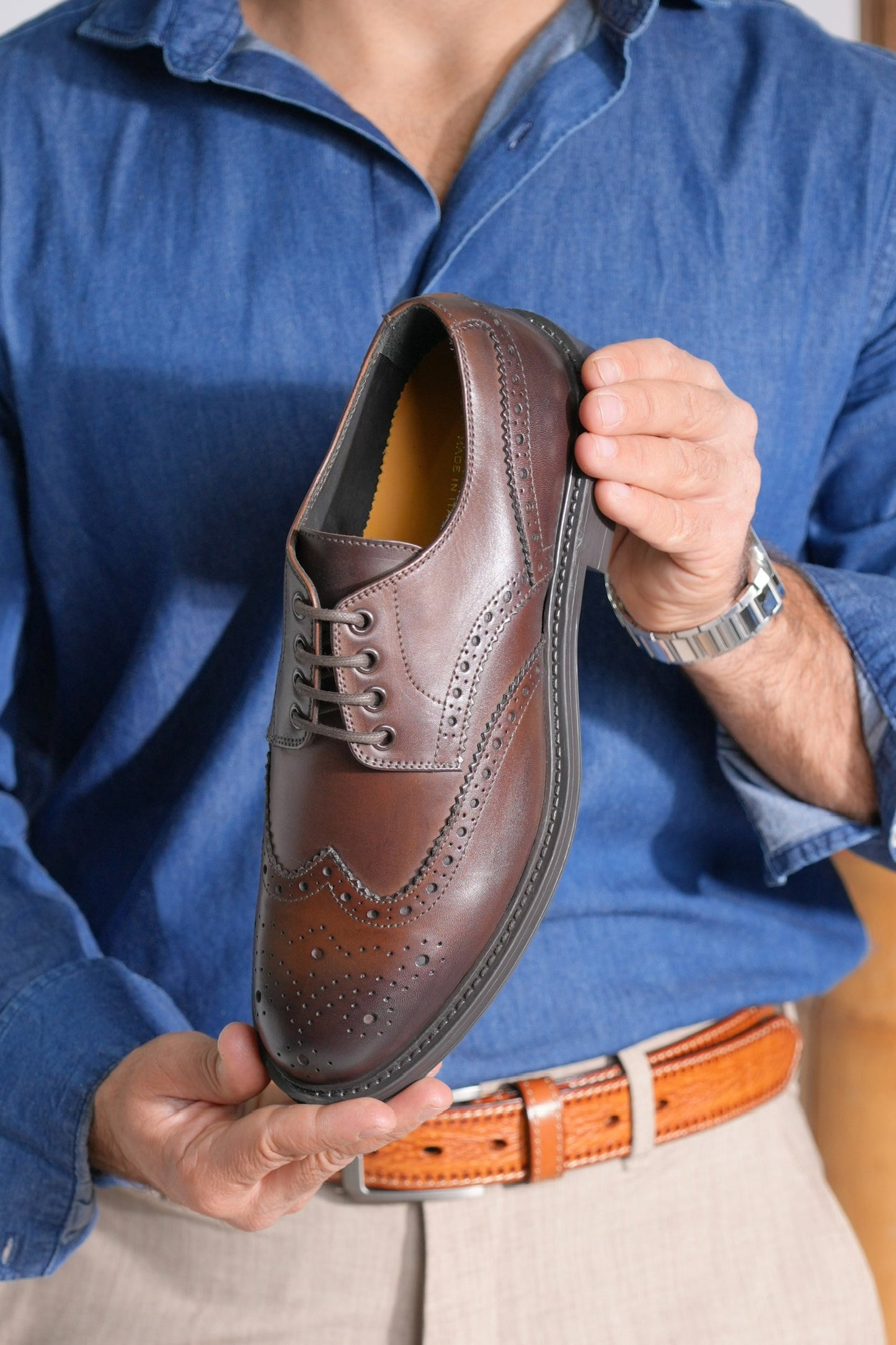 Oxford Italian shoes for men in brown