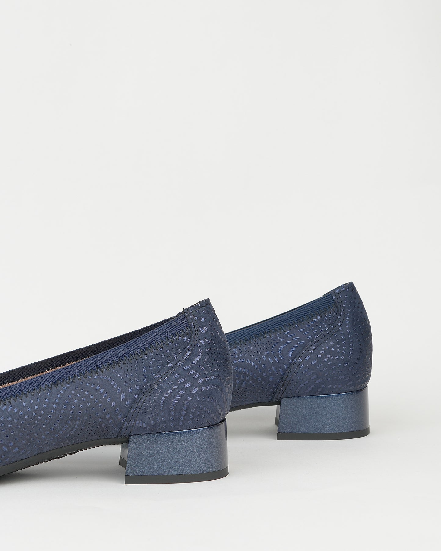 Pitillos spanish low low shoes for women in navy blue
