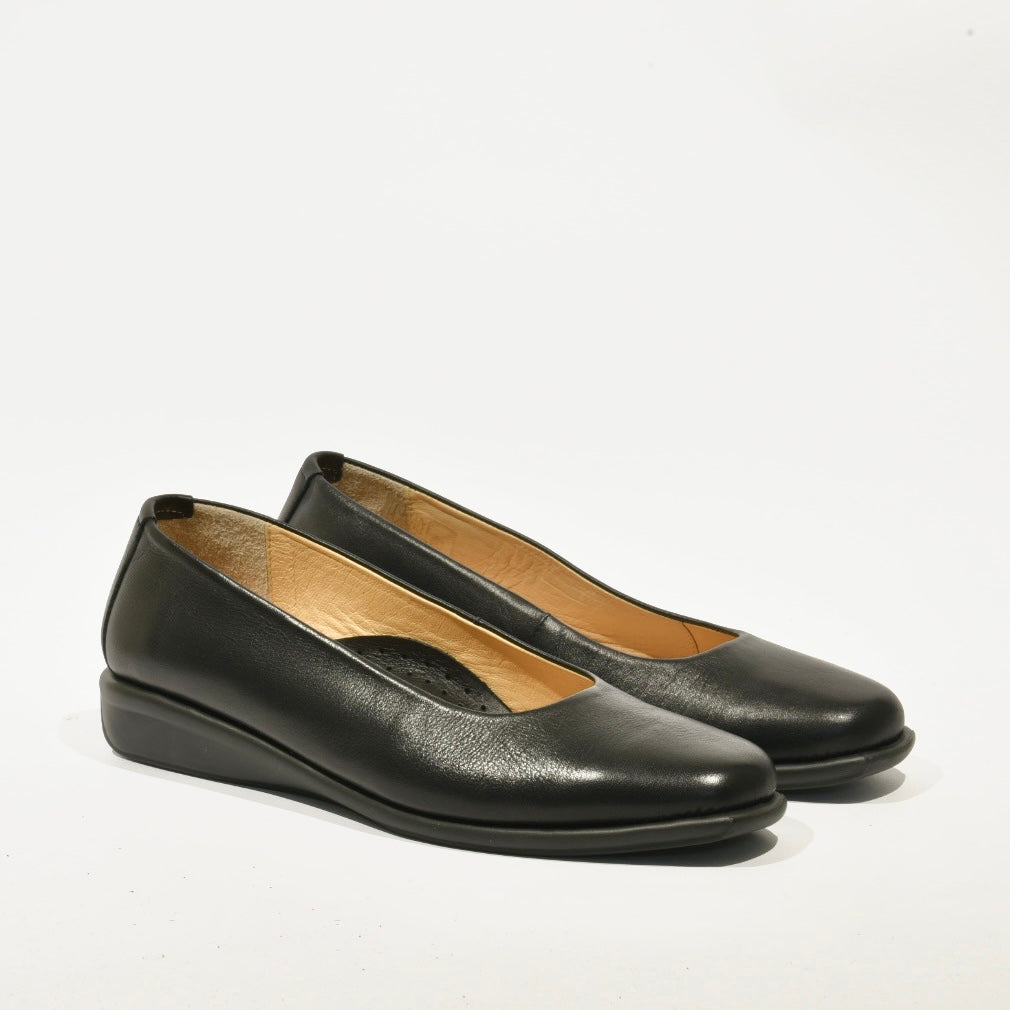 DFC 100% Genuine Leather Greek loafers for Women in Smooth Black