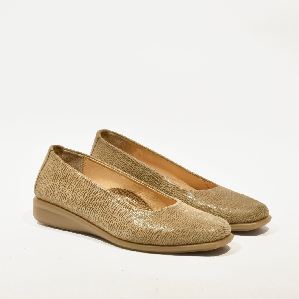 DFC Relax 100% Genuine Leather Greek Shoes for Women in Antique Camel