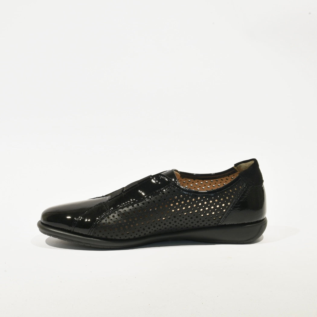 DFC Relax 100% Genuine Leather Greek Shoes for Women in Shiny Black