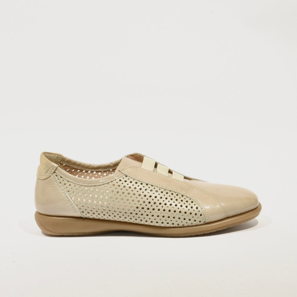 DFC Relax 100% Genuine Leather Greek Shoes for Women in shiny Beige