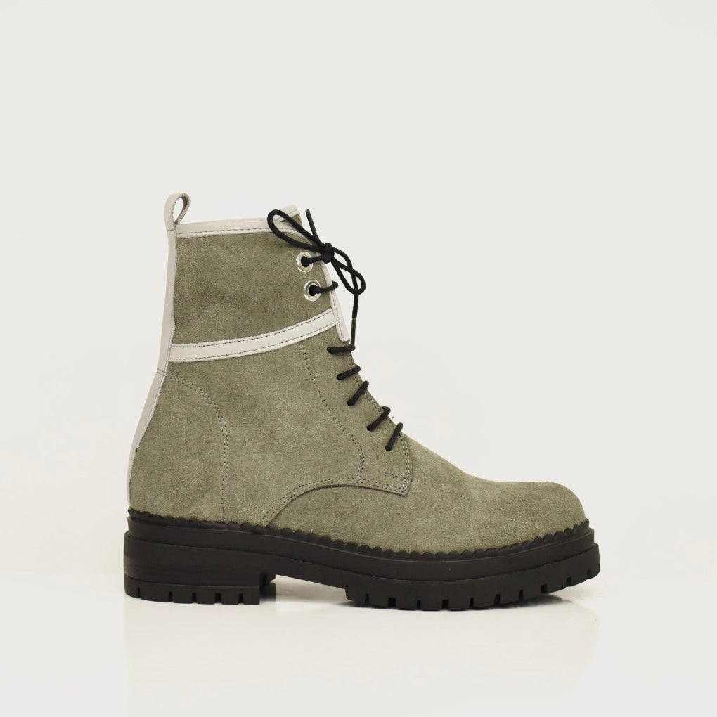 Turkish boots for women in suede gray