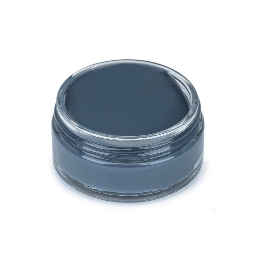 Shoe care in blue