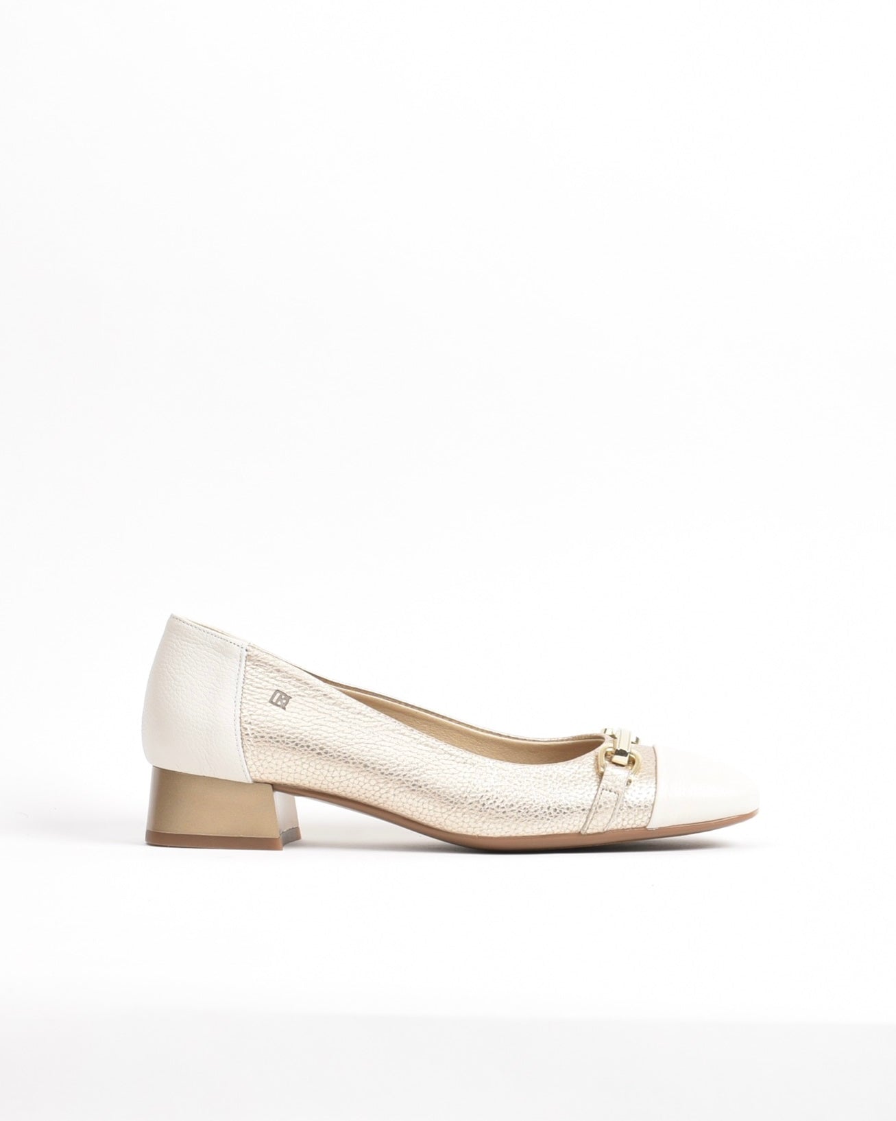 Dorking Fluchos Classic Comfortable Medium heel Sandal for women in Beige.