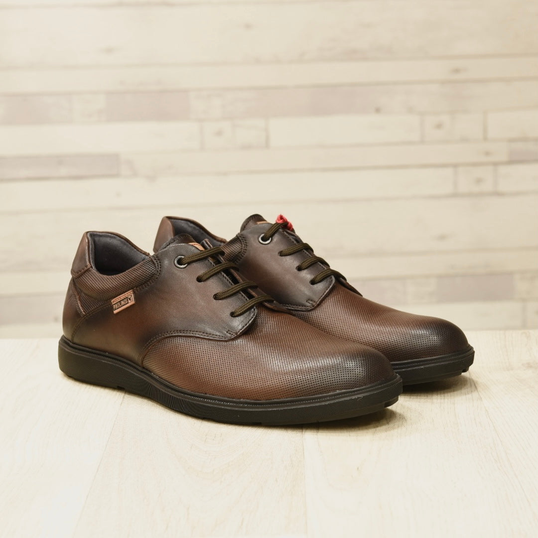 Pikolinos Spanish shoes for men in brown