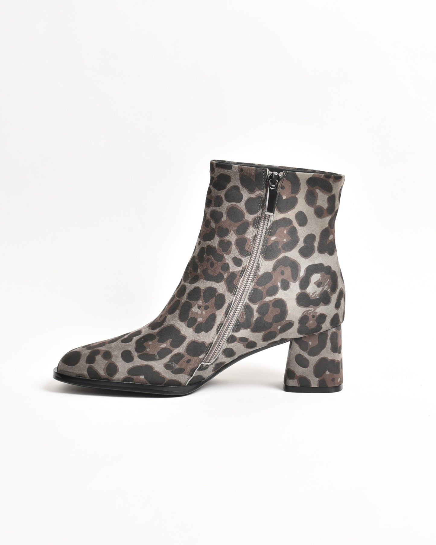 Shalapi mid ankle boots for women in Tiger