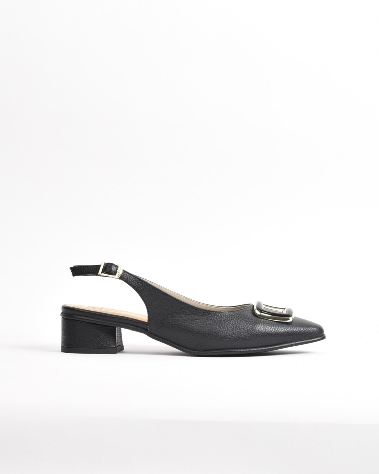 Dorking Fluchos Classic Comfortable Sandal for women in Black.