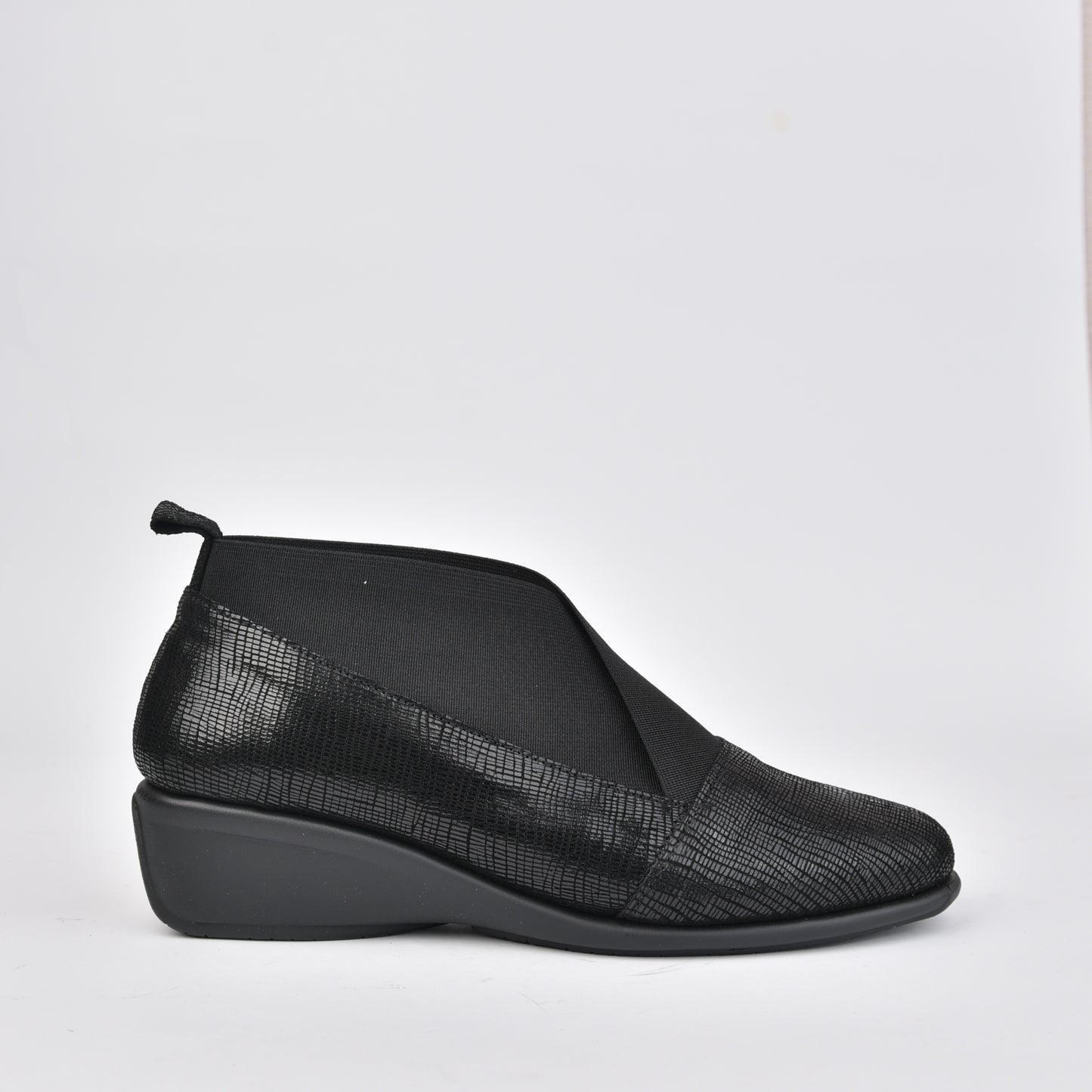 DFC Relax 100% Genuine Leather Greek Shoes in Black for Women